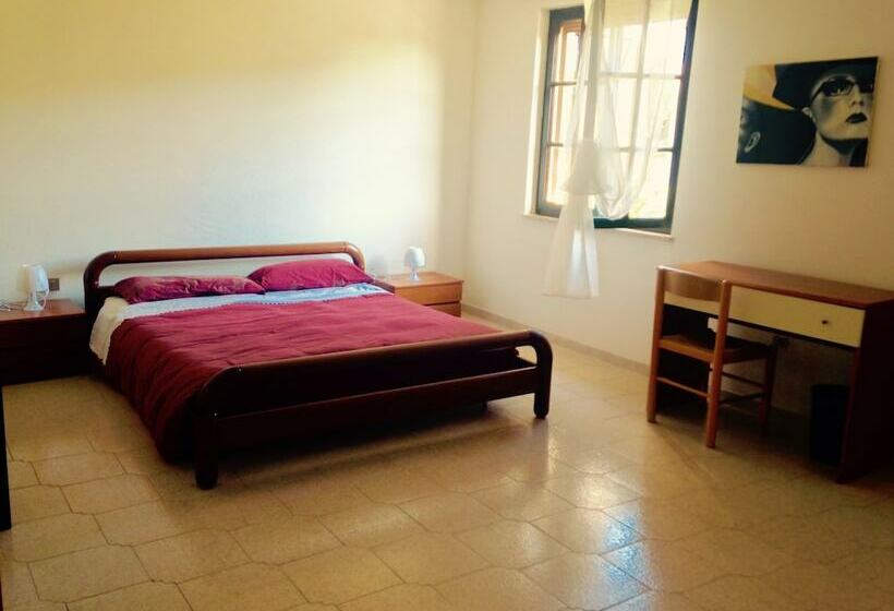 住宿加早餐  Il Mirto Bianco