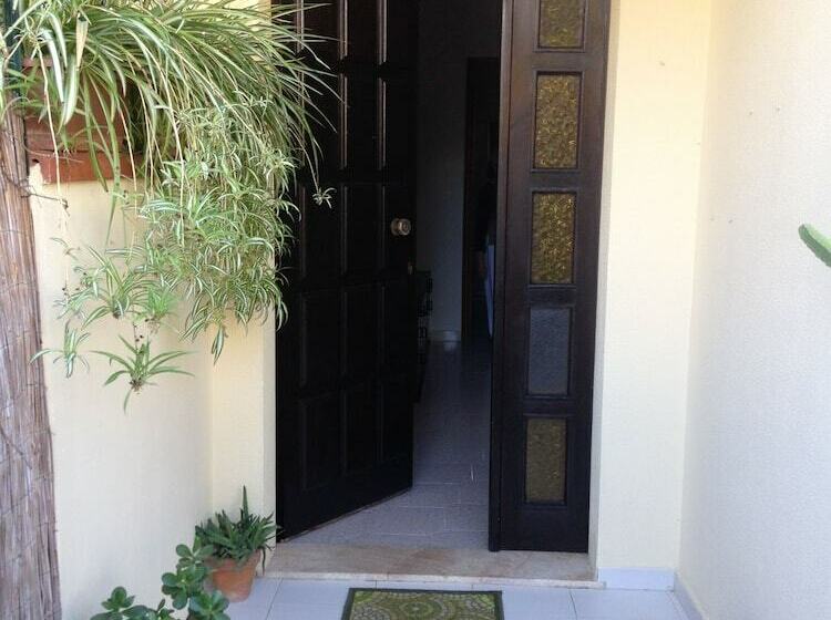 住宿加早餐  Il Mirto Bianco