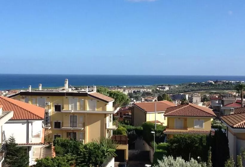 تختخواب و صبحانه Villafata