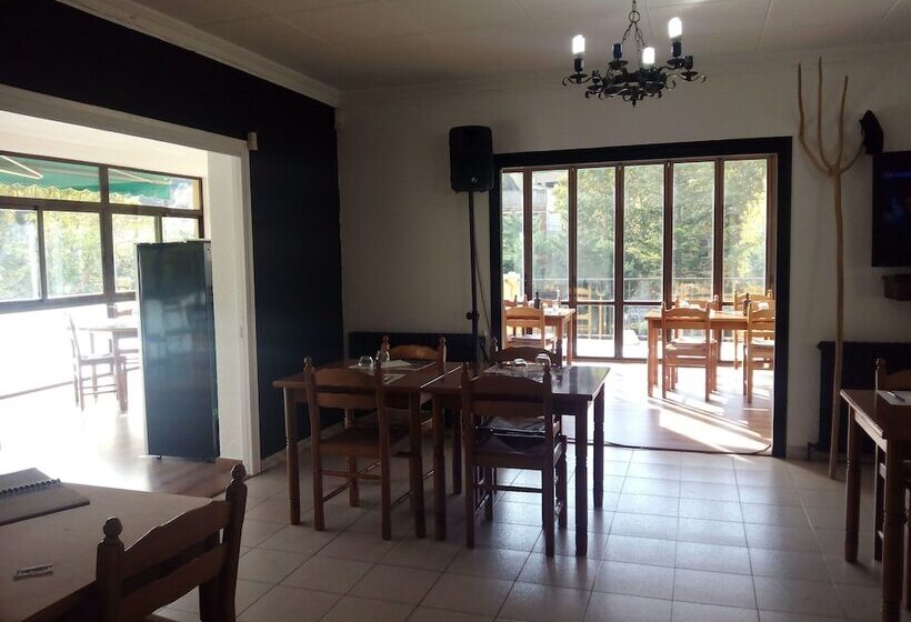 مسافرخانه La Fonda Margalef