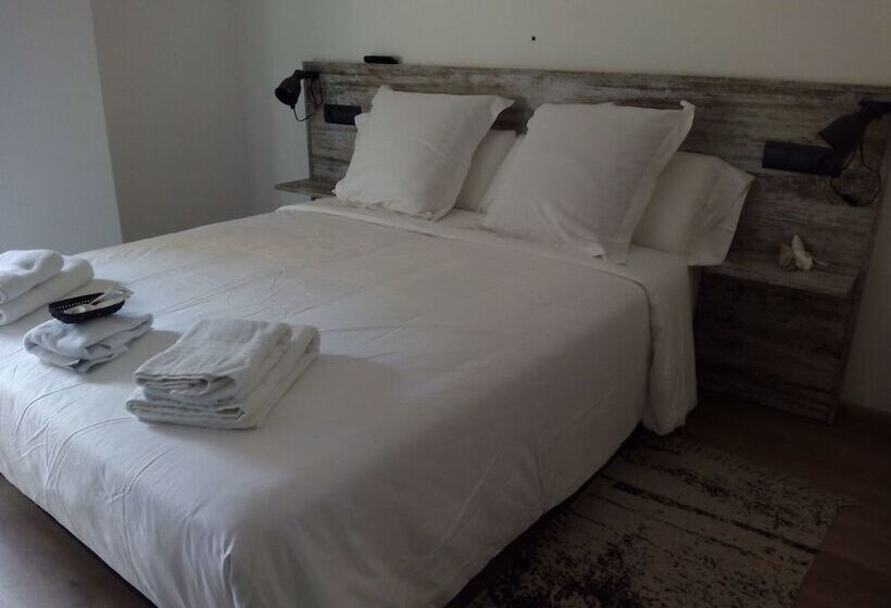 مسافرخانه La Fonda Margalef