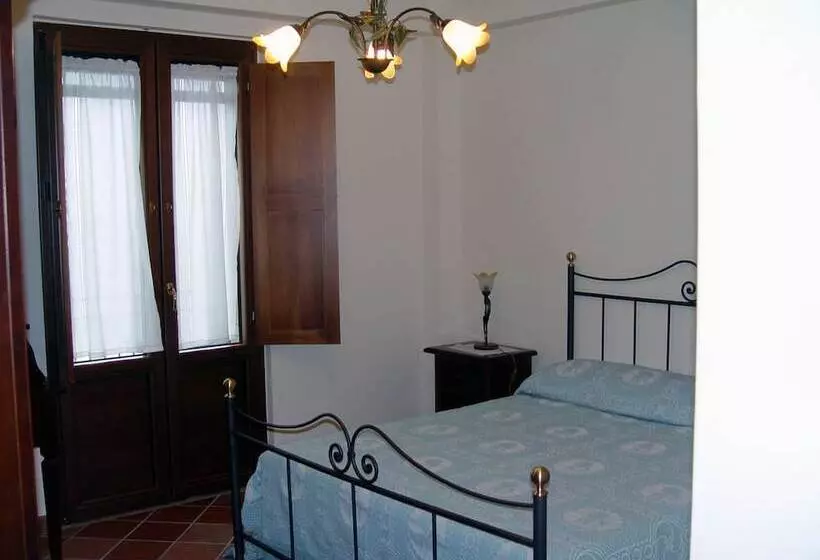 Maaseutuhotelli Agriturismo Oliveta