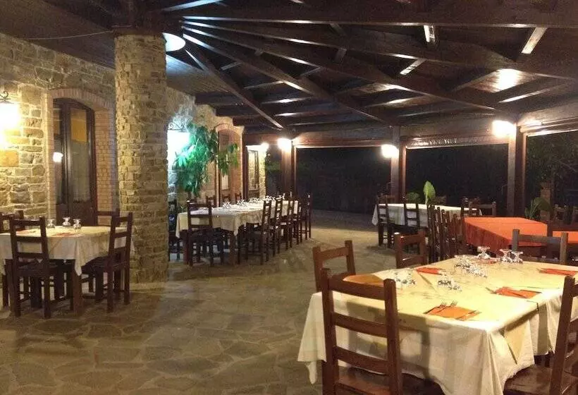 Maaseutuhotelli Agriturismo Oliveta