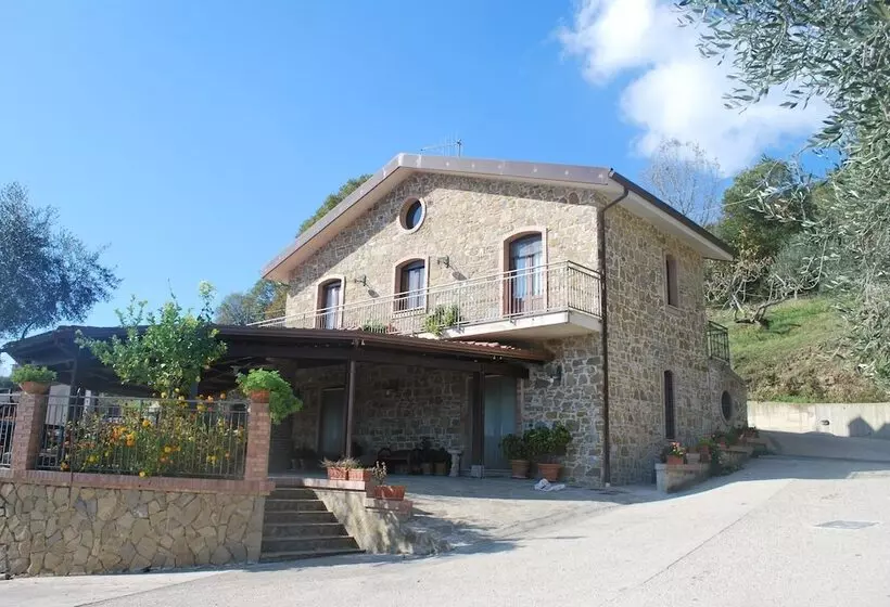 Maaseutuhotelli Agriturismo Oliveta