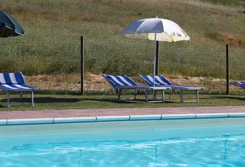 田舎風ホテル Agriturismo Pian Perugino
