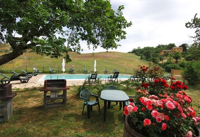 田舎風ホテル Agriturismo Pian Perugino