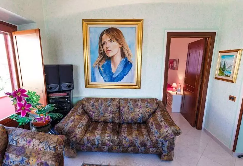 ベッドアンドブレックファースト L Aurora Viola