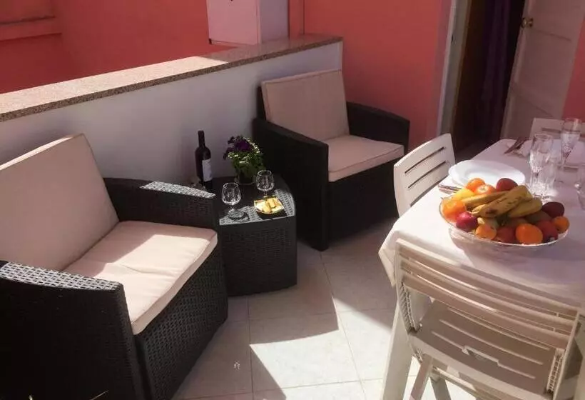 ベッドアンドブレックファースト L Aurora Viola