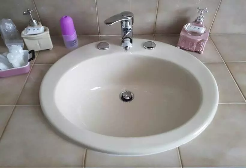 Beta Delta Sigma B&b