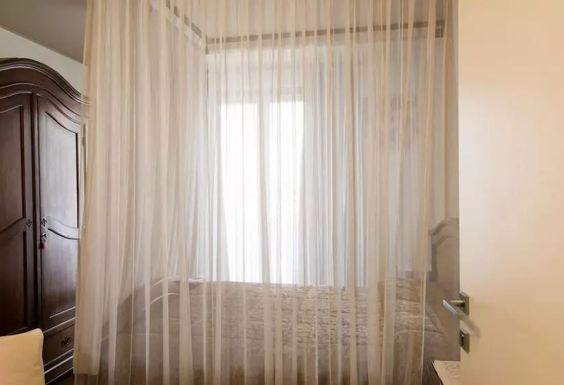 Beta Delta Sigma B&b