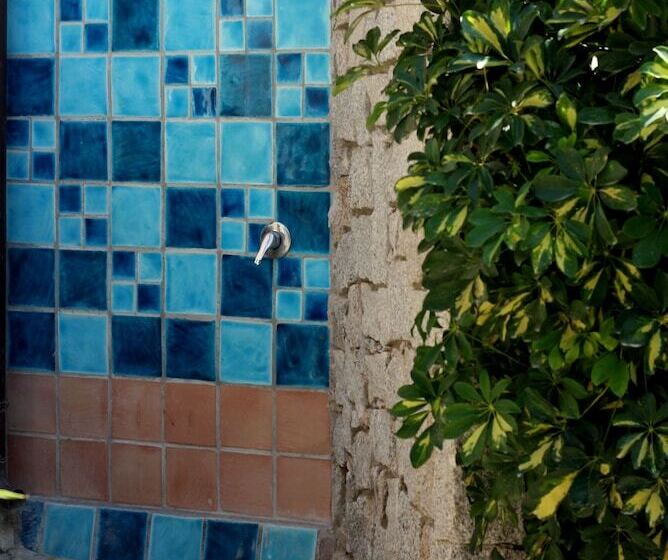 Hibiscus Villasimius B&b