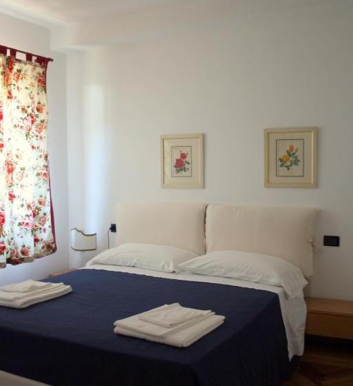 Hibiscus Villasimius B&b