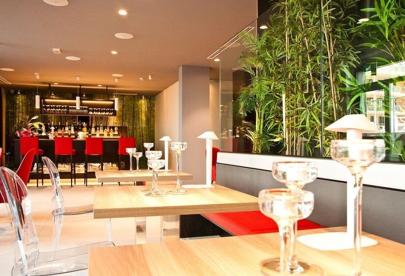 ホテル Ambruosi Village Resort & Spa