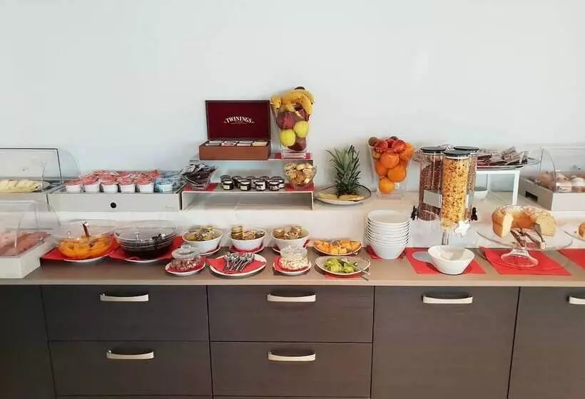 هتل Ambruosi Village Resort & Spa