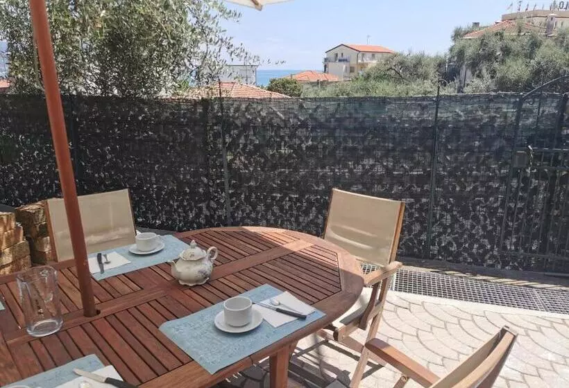 تختخواب و صبحانه Il Viaggio