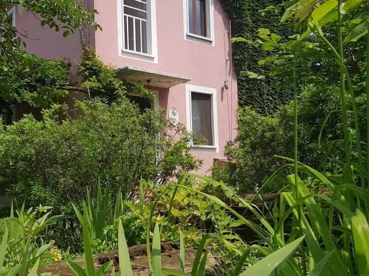 Aamiaismajoitus (B&B) Le Case Nel Bosco