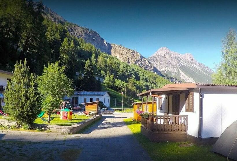 Camping Hotel La Pineta