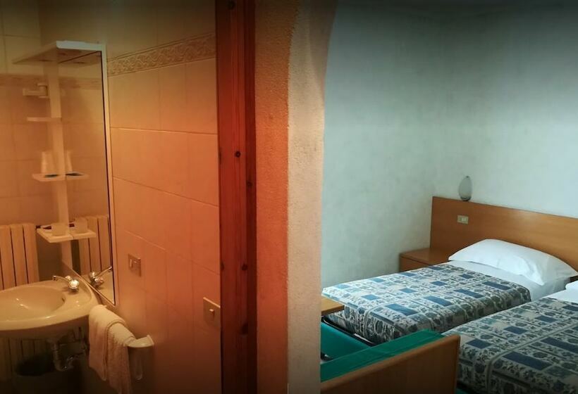 Camping Hotel La Pineta