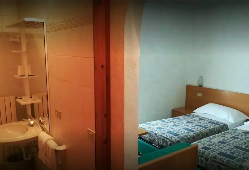 Camping Hotel La Pineta