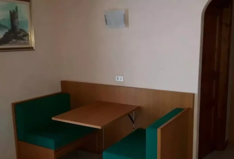 Camping Hotel La Pineta