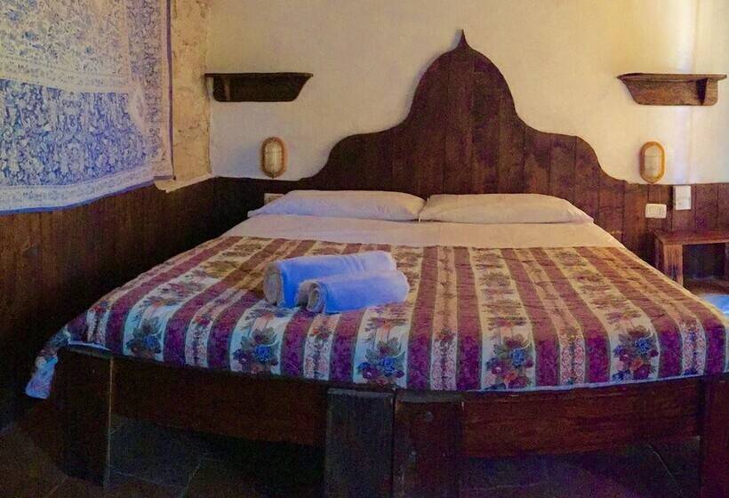 Отель Camping La Roccia