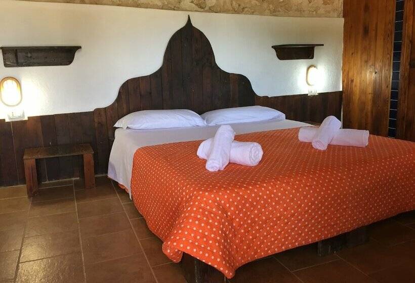 Отель Camping La Roccia