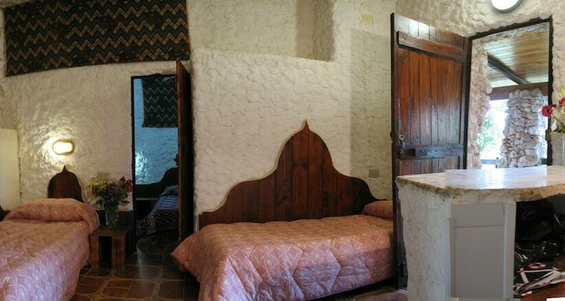 Отель Camping La Roccia