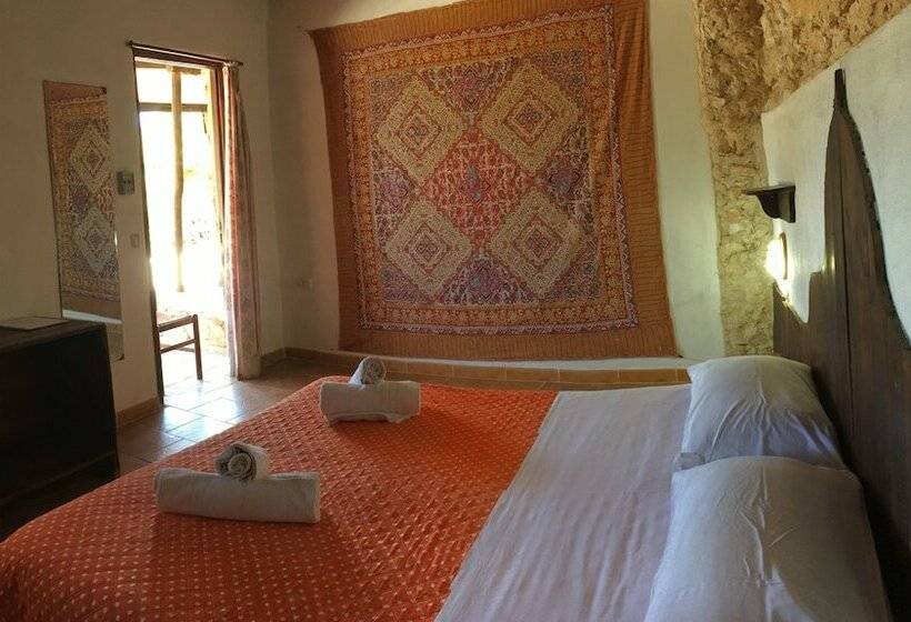 Отель Camping La Roccia