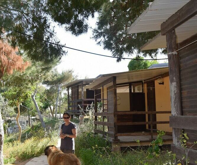 Отель Camping La Roccia