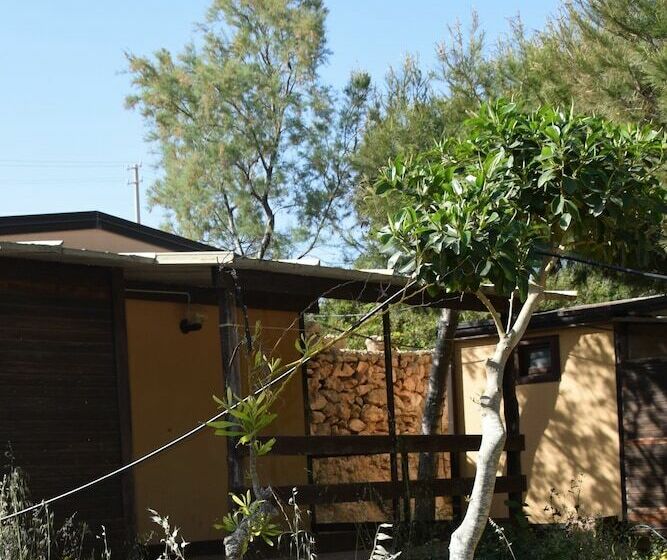 Отель Camping La Roccia