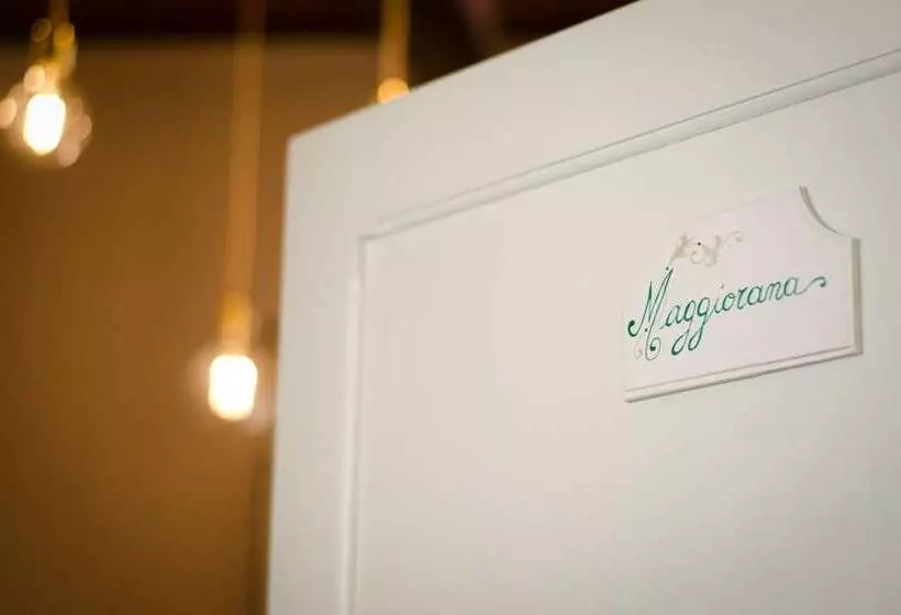 ペンション Dimora Dell'erbe Rooms