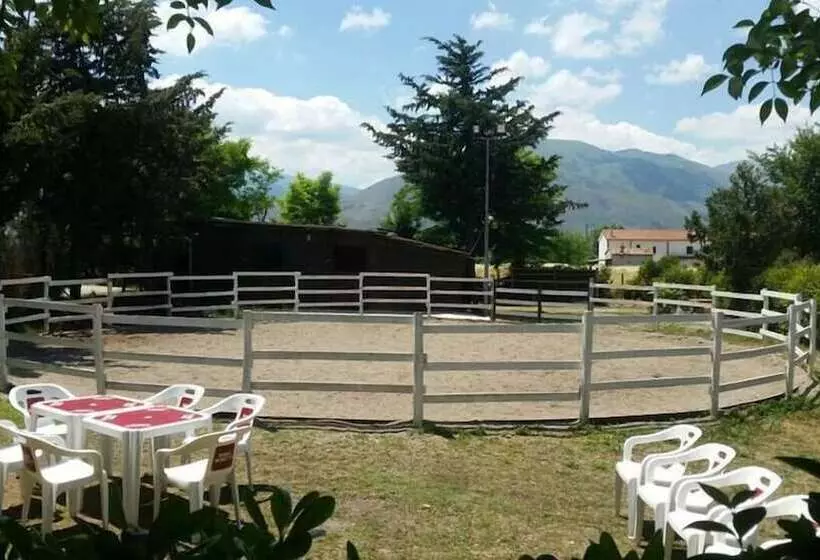 田舎風ホテル B&b Home Holiday Villa Delle Acacie Agriturismo