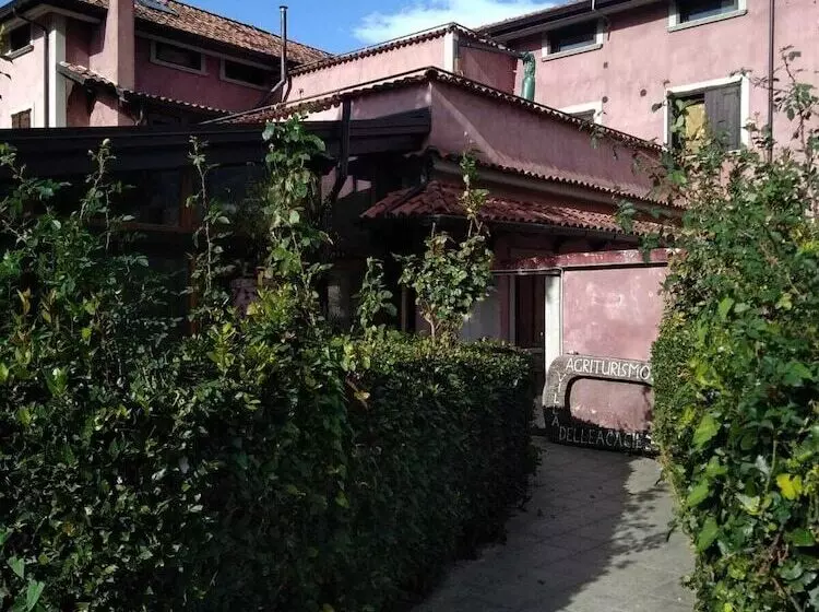 田舎風ホテル B&b Home Holiday Villa Delle Acacie Agriturismo