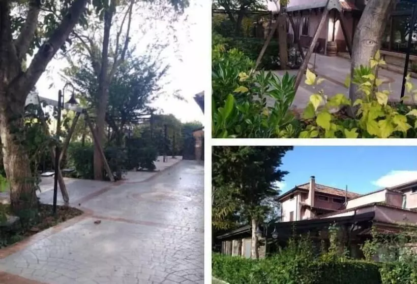 田舎風ホテル B&b Home Holiday Villa Delle Acacie Agriturismo