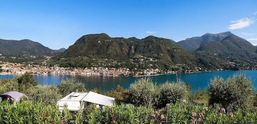 Hotelli Weekend Glamping Resort