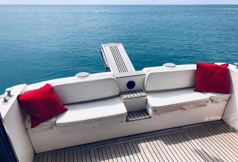 ホテル Yatch Suite Porto Santo Stefano