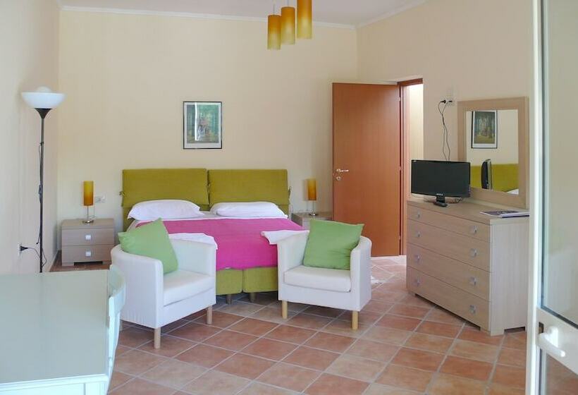 فندق فئة نجمة واحدة Villa Passarelli