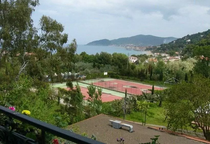 Hostelli Villa Passarelli