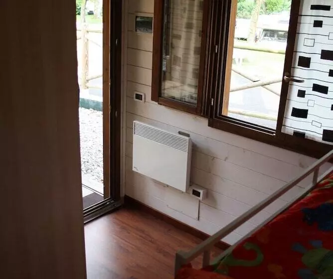 Hotelli Camping Aviglianalacs