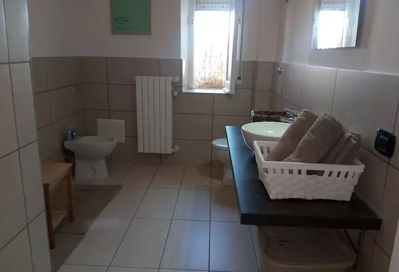 ベッドアンドブレックファースト Bblabellavista