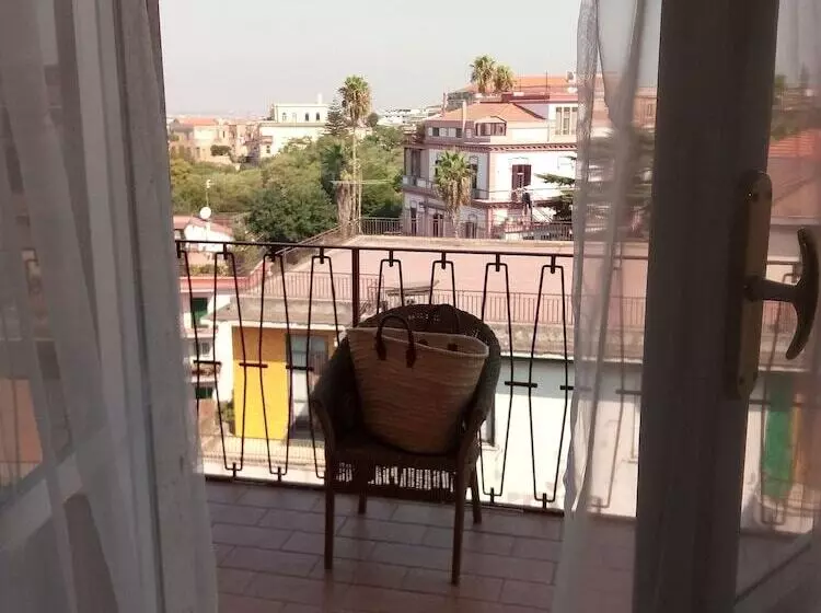 ベッドアンドブレックファースト Bblabellavista