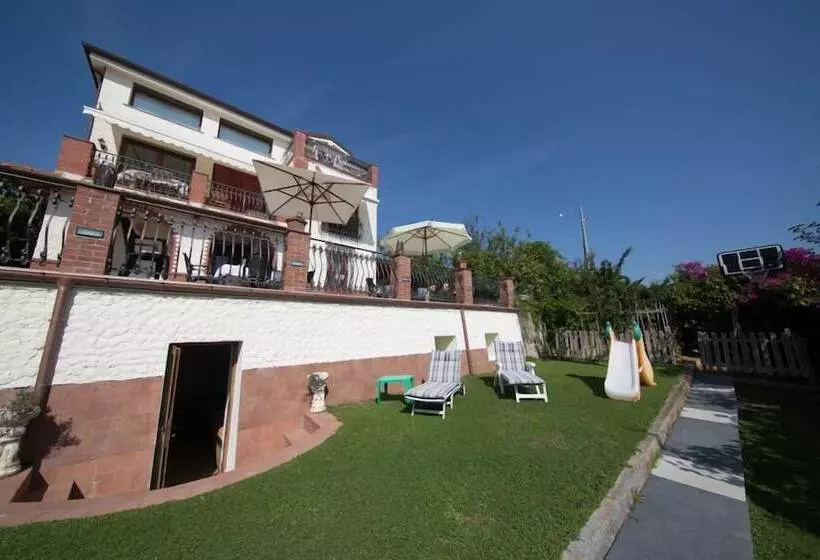 Aamiaismajoitus (B&B) La Dolce Vita