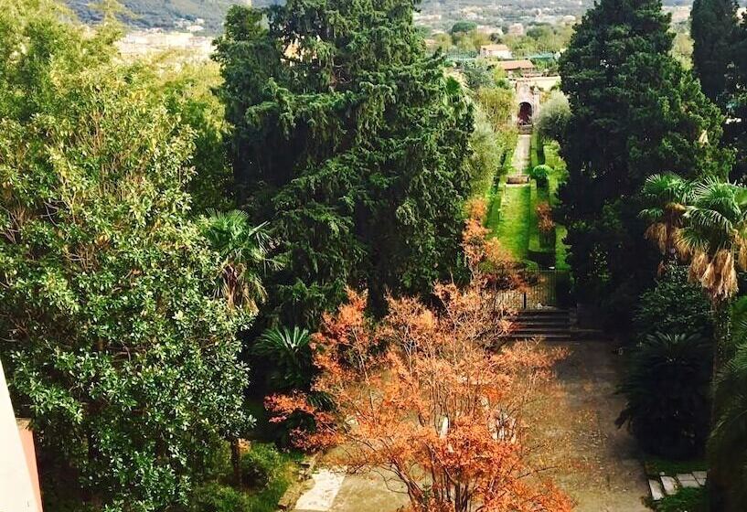 簡易ホテル Palazzo Caracciolo