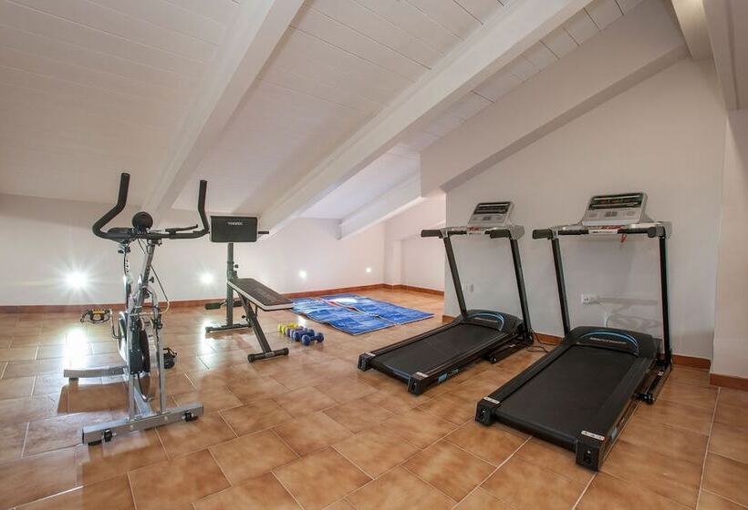 簡易ホテル Palazzo Caracciolo