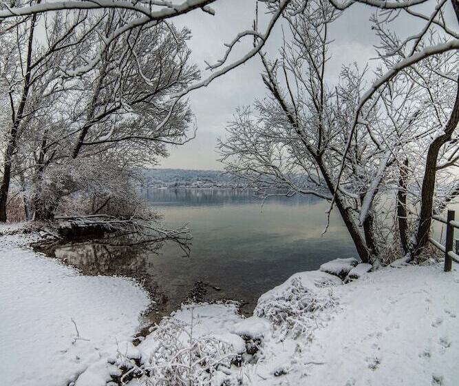 住宿加早餐  Ritratto Sul Lago