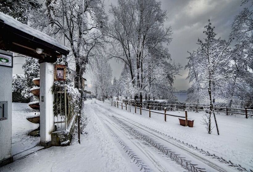 住宿加早餐  Ritratto Sul Lago
