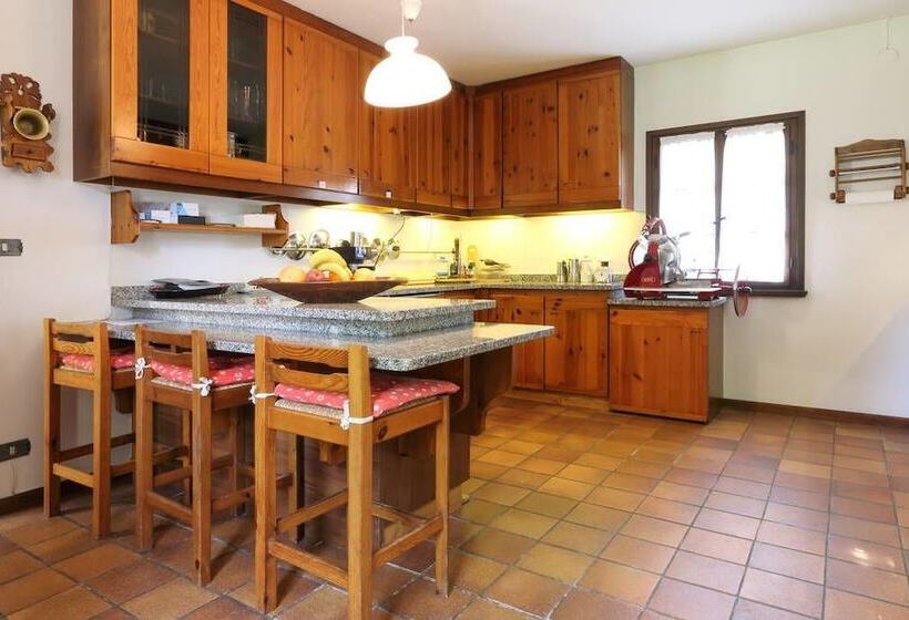 Aamiaismajoitus (B&B) Fiori Di Maggio