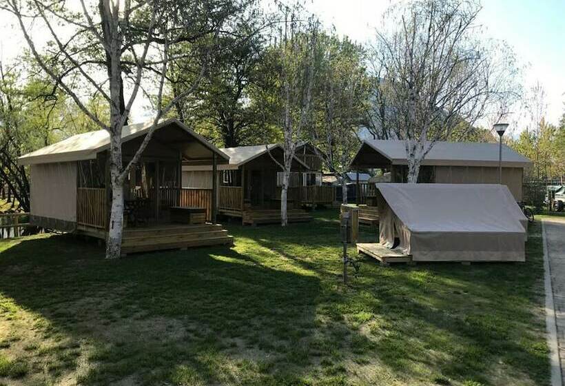 פונדק Orlando In Chianti Glamping Resort