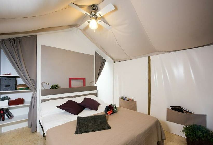 פונדק Orlando In Chianti Glamping Resort