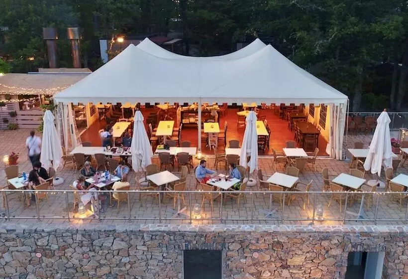 Hostelli Orlando In Chianti Glamping Resort
